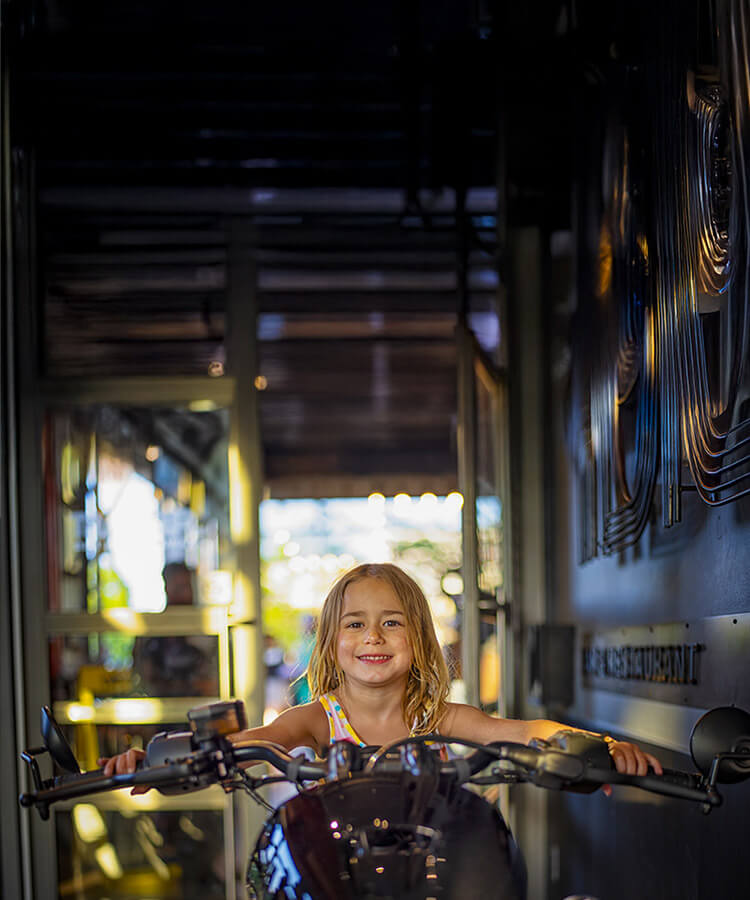 girl on motorcycle - mobile version